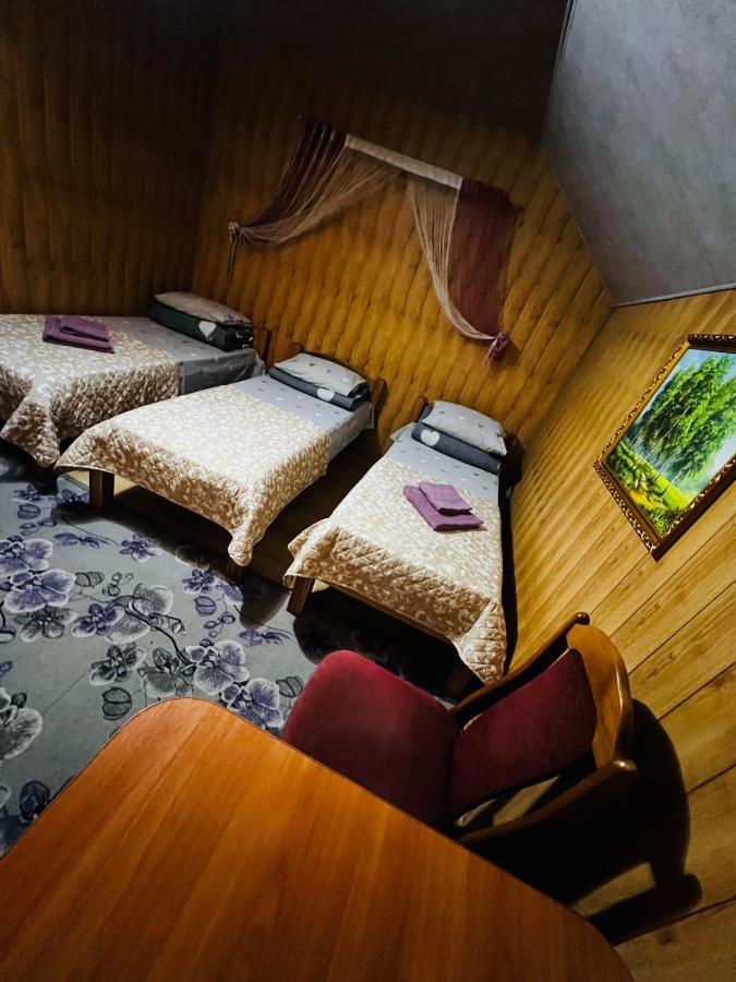 Hotel Pid Yavorom à Drogomirchany Extérieur photo