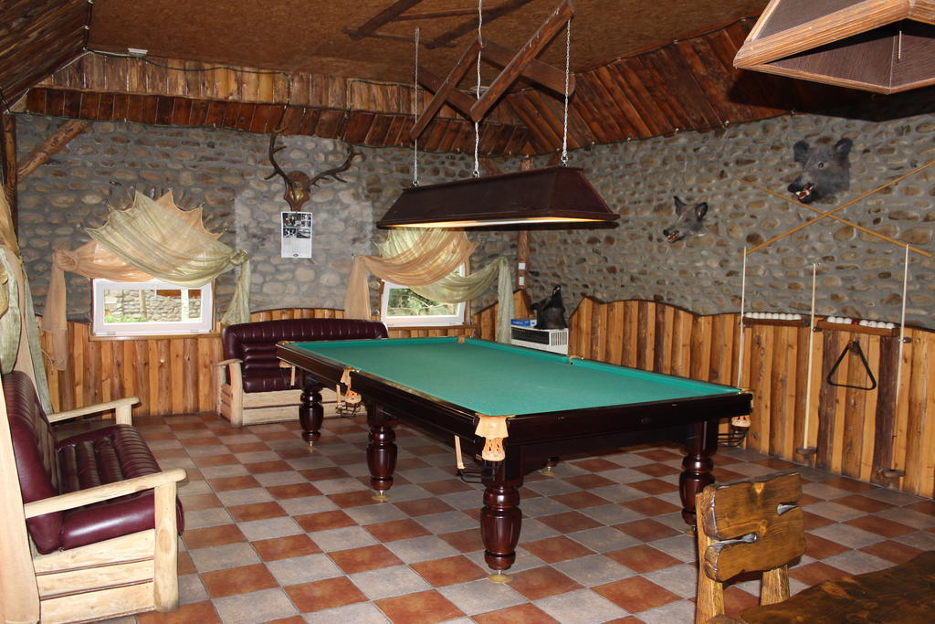 Hotel Pid Yavorom à Drogomirchany Extérieur photo